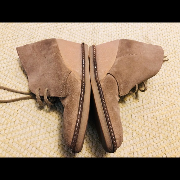 Women’s boot j crew shoes - Picture 4 of 7